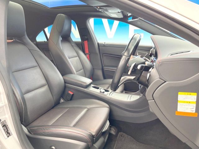MERCEDES BENZ CLA class