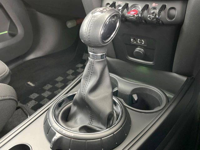 BMW MINI COOPER SD CROSSOVER