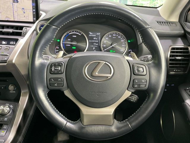 LEXUS NX300h