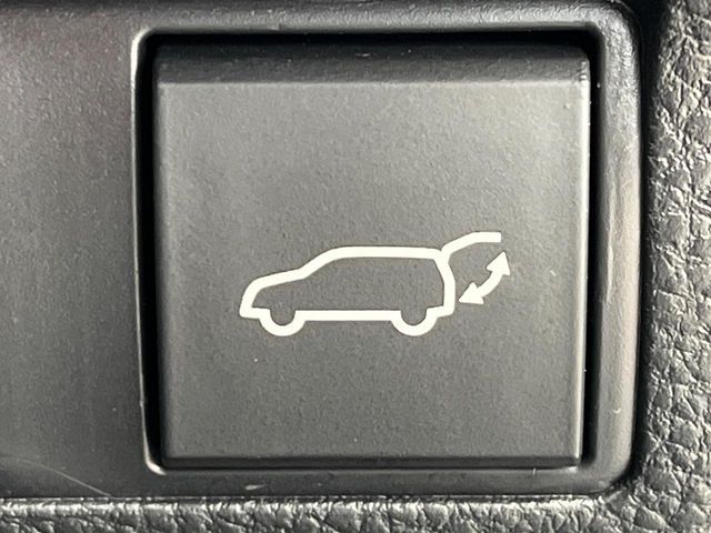 COROLLA CROSS HYBRID