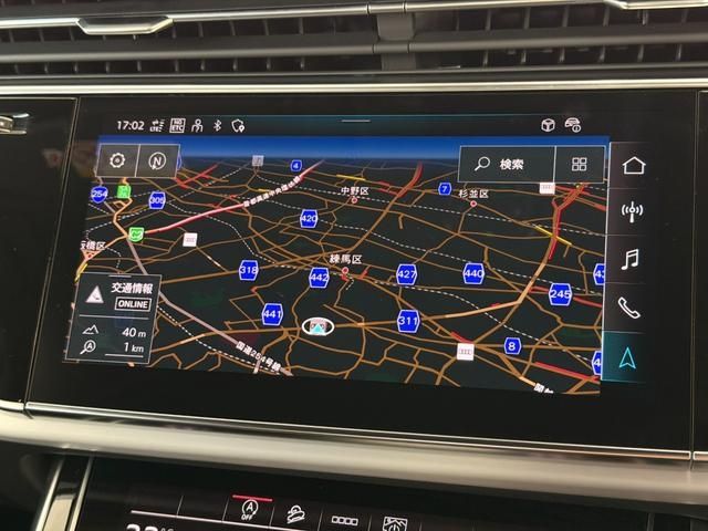 AUDI  Q7