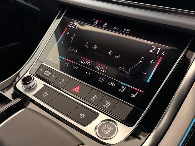 AUDI  Q7