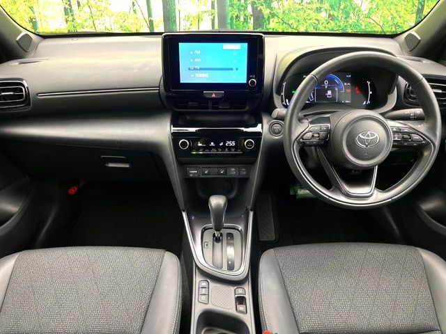 YARIS CROSS HYBRID
