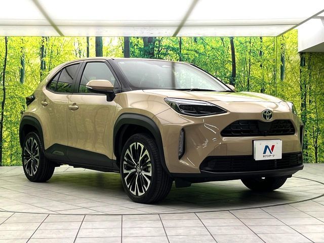 YARIS CROSS HYBRID