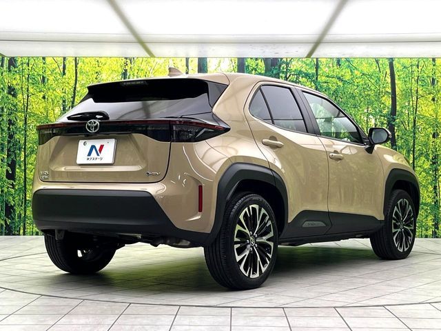 YARIS CROSS HYBRID
