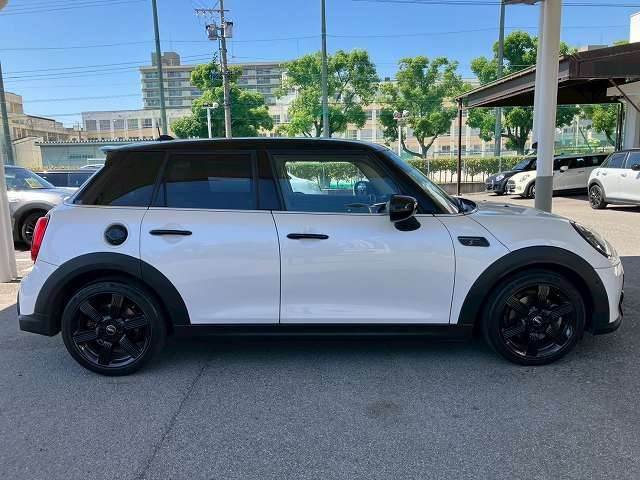 MINI COOPER SD 5DOOR