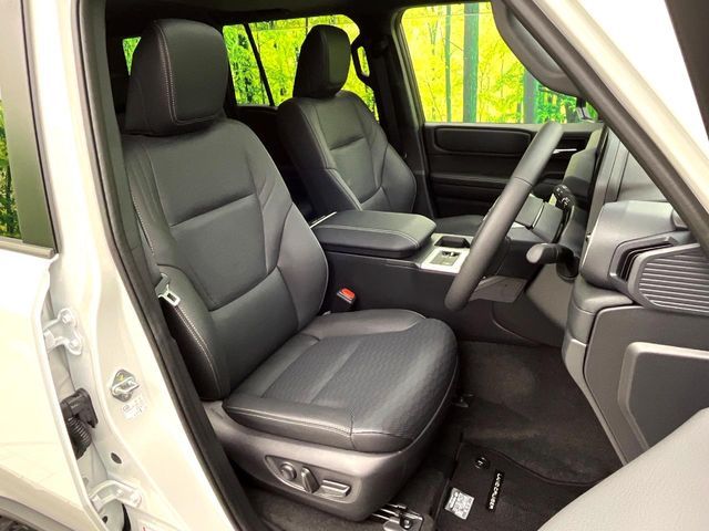 LANDCRUISER 250