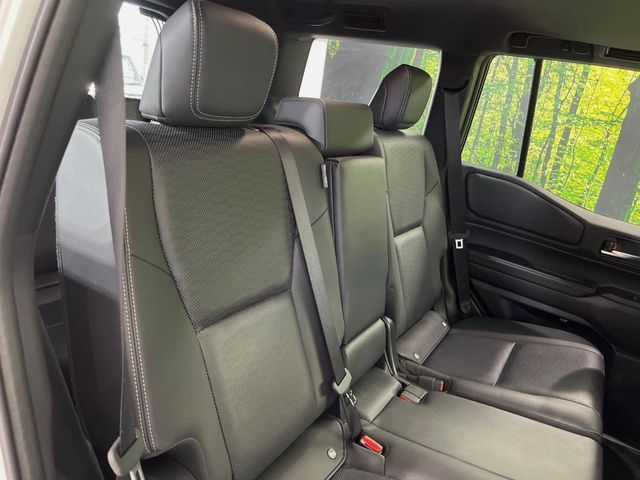 LANDCRUISER 250