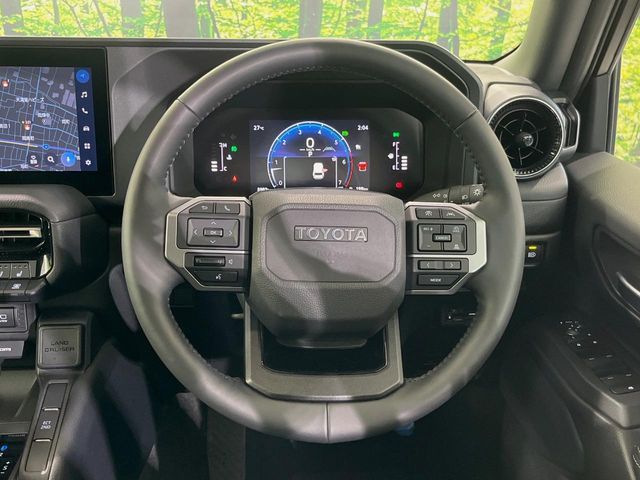 LANDCRUISER 250