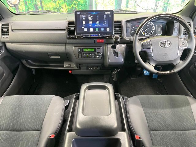 HIACE van 2WD