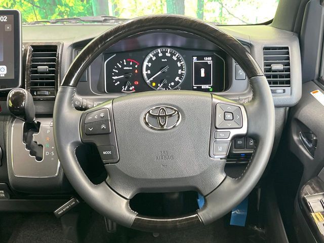 HIACE van 2WD