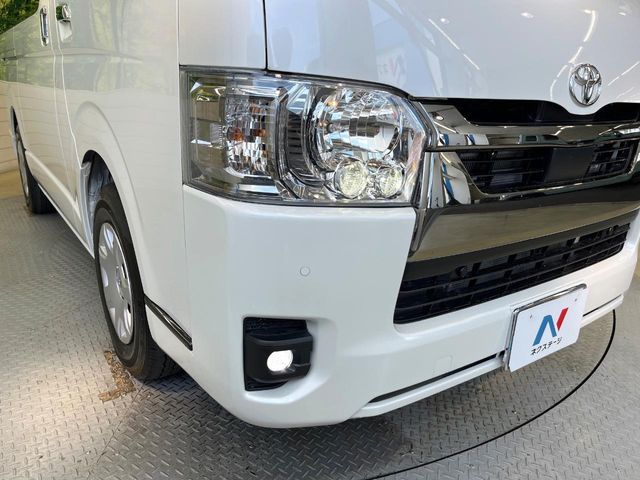 HIACE van 2WD