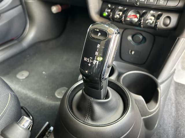 MINI COOPER D