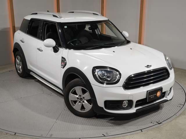 BMW MINI ONE CROSSOVER