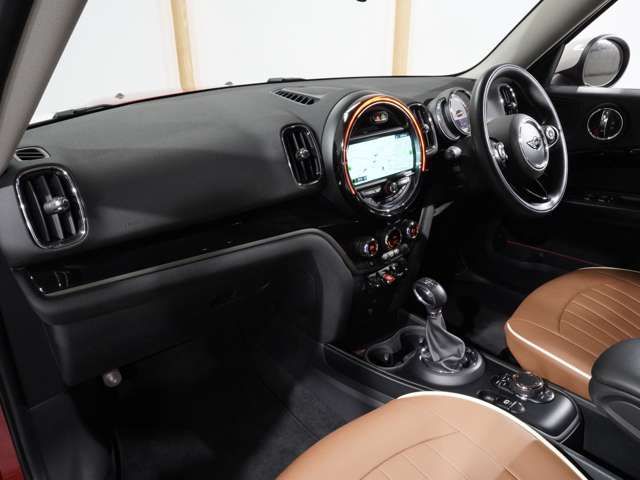BMW MINI COOPER D CROSSOVER