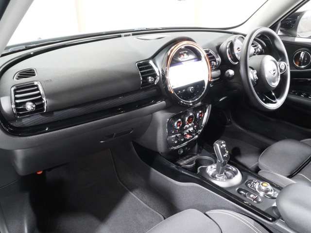 MINI COOPER S CLUBMAN