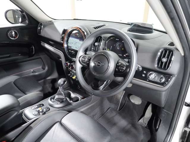 MINI COOPER S E CROSSOVER