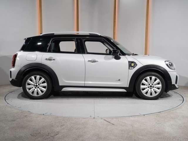 MINI COOPER S E CROSSOVER