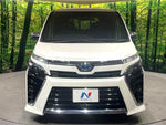 VOXY HYBRID