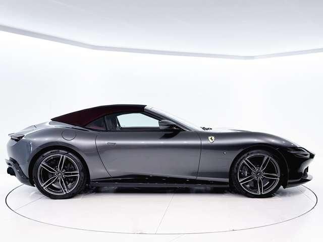 FERRARI Roma Spider