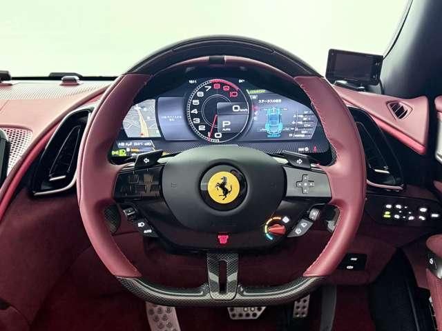 FERRARI Roma Spider