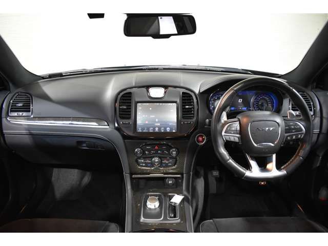 CHRYSLER 300