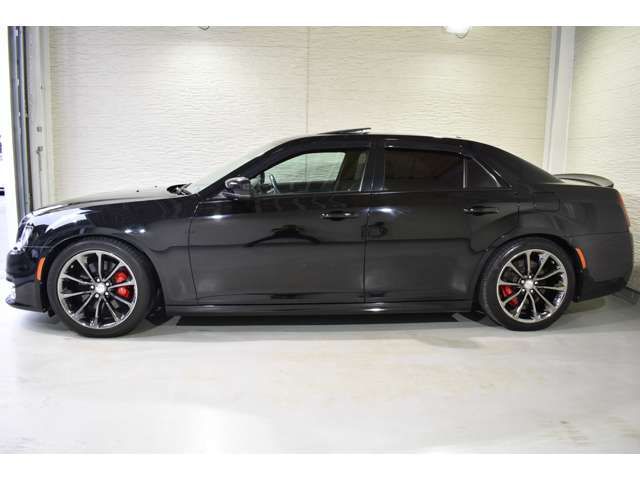 CHRYSLER 300