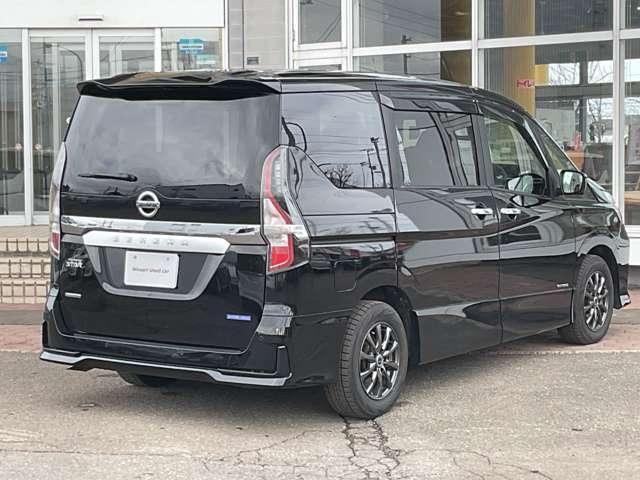 SERENA  S-HYBRID 4WD