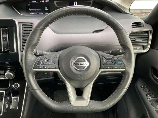 SERENA  S-HYBRID 4WD