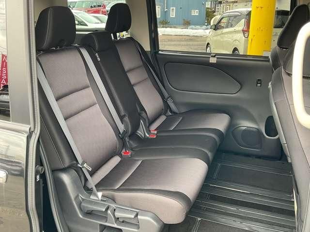 SERENA  S-HYBRID 4WD