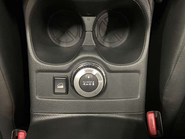 X-TRAIL 4WD