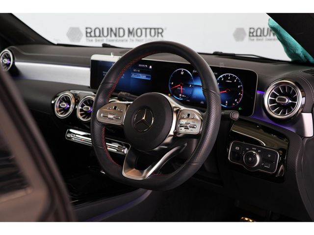 MERCEDES BENZ CLA class