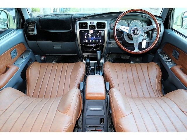 HILUXSURF wagon 4WD