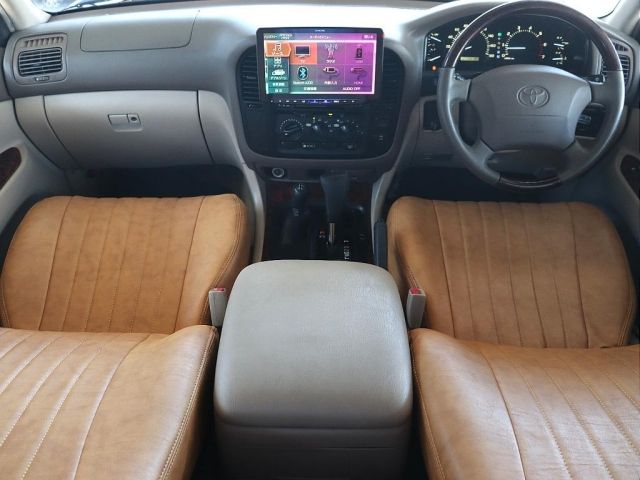 LANDCRUISER wagon