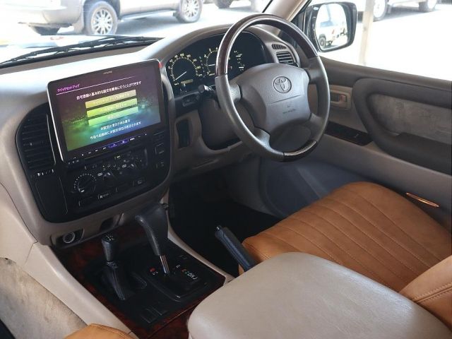 LANDCRUISER wagon