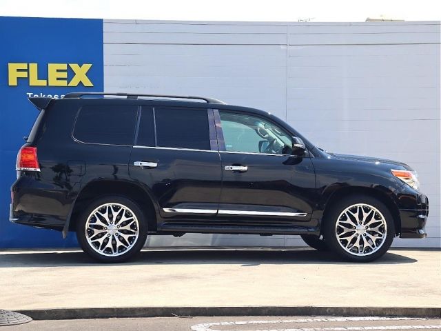 LANDCRUISER wagon