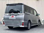 VOXY HYBRID