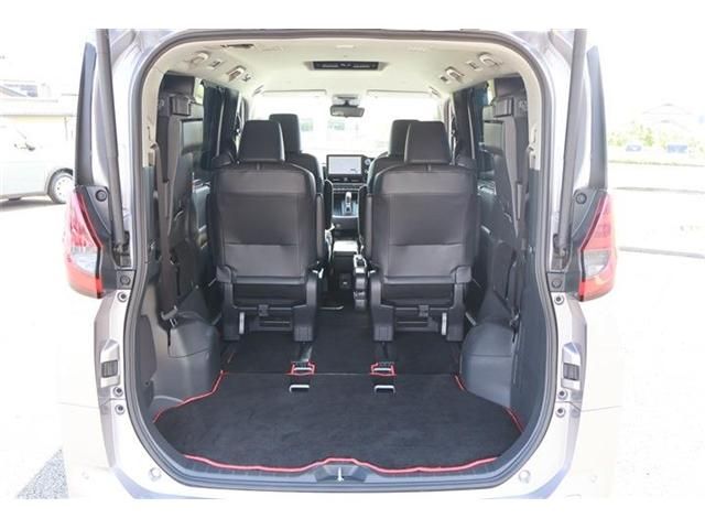 NOAH HYBRID 4WD