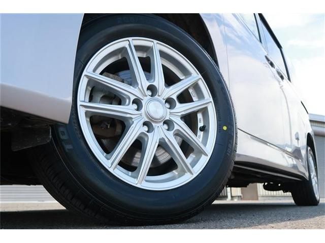 NOAH HYBRID 4WD