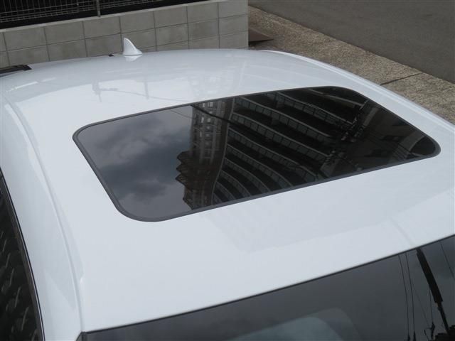 LEXUS IS300h