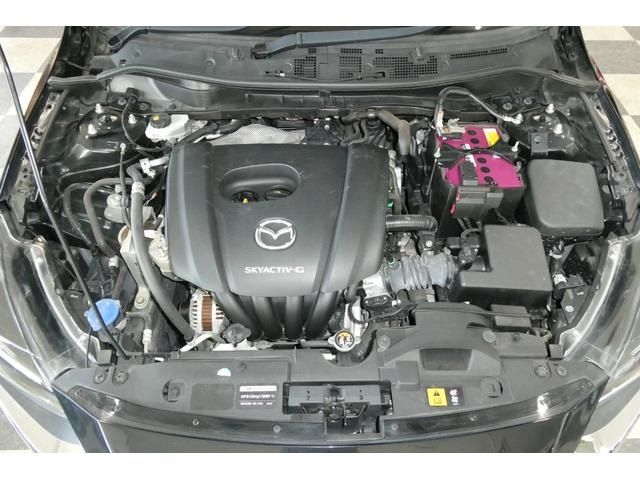 MAZDA2