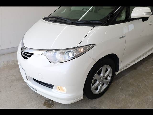 ESTIMA HYBRID 4WD