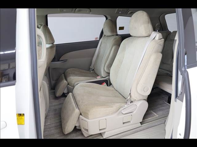 ESTIMA HYBRID 4WD