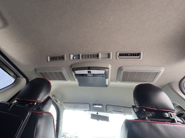 HIACE van 4WD