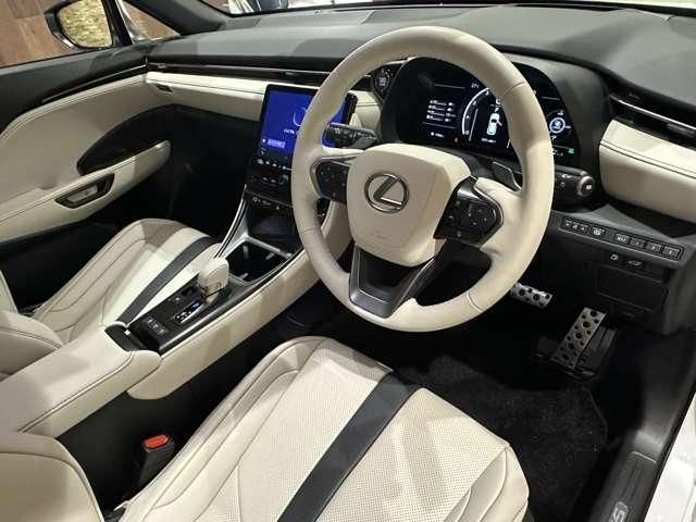 LEXUS LBX