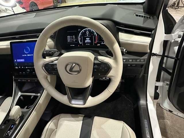 LEXUS LBX