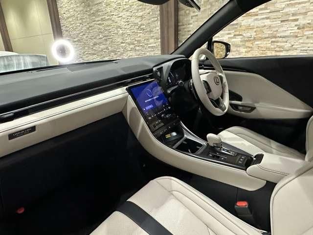 LEXUS LBX
