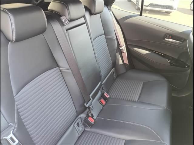 COROLLA TOURING HYBRID 4WD