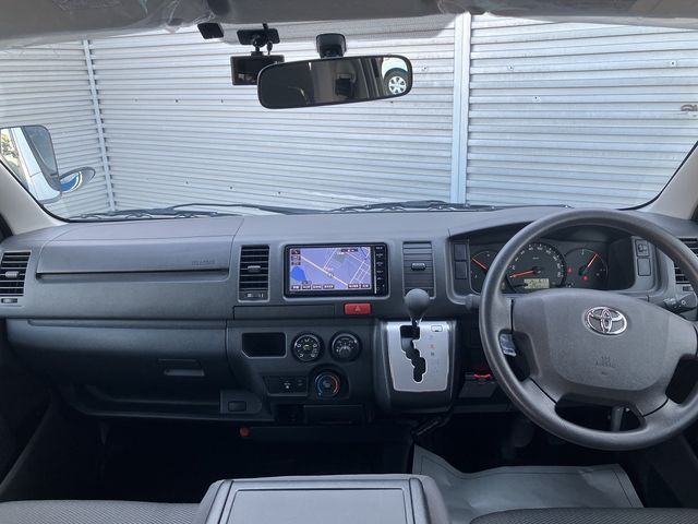 HIACE van 4WD