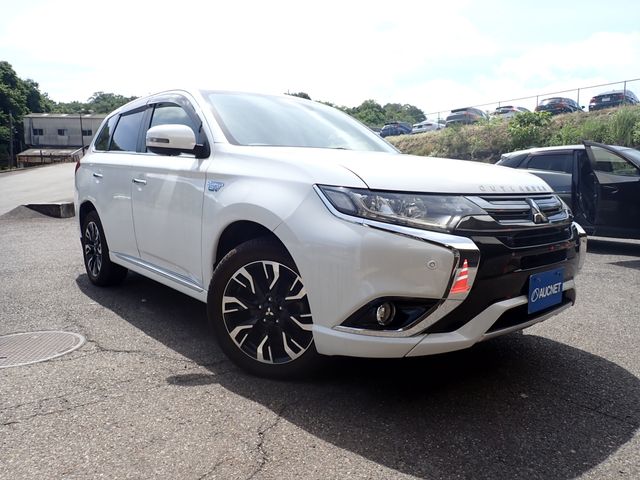 OUTLANDER PHEV